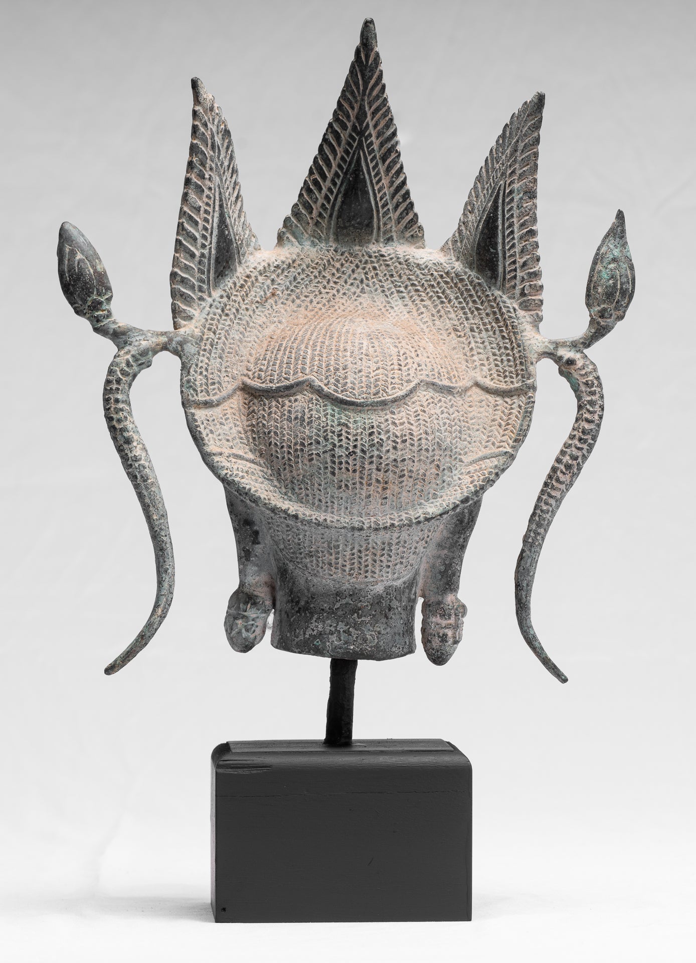 Apsara-Antique Khmer Style Bronze Angkor Wat Apsara or Angel Statue-39cm/16 "