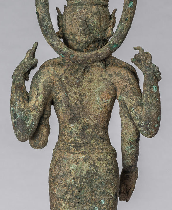 Vishnu – Statue de Vishnu debout en bronze de style indonésien antique Majapahit Java – 51 cm/20"