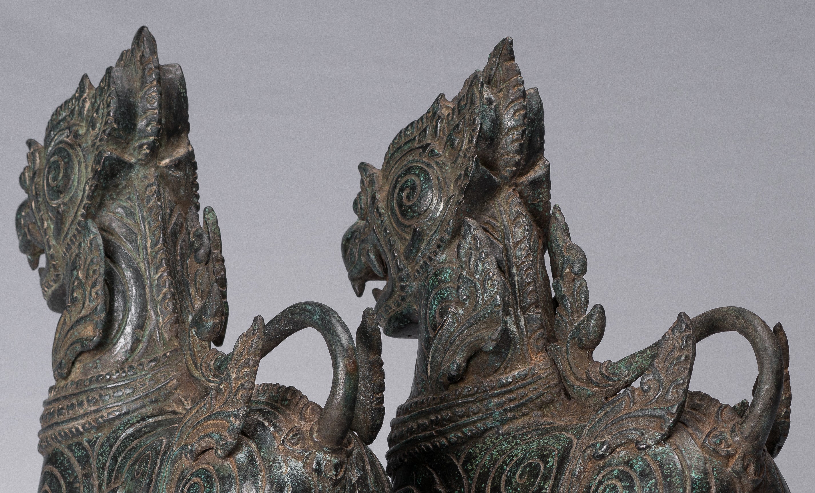 Antiguo de estilo birmano de bronce de pie de pie de la tutor guardia - 37 cm/15 "