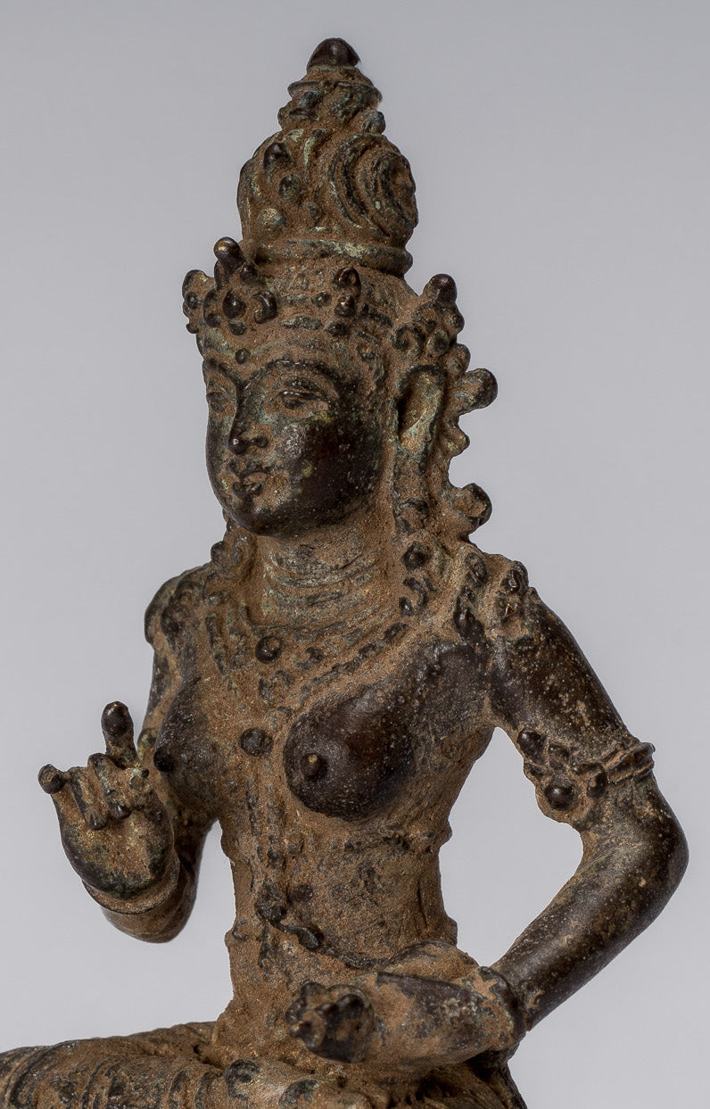 Statue de Tara – Statue de Devi Tara en bronze indonésien de style Java antique – 8 cm/3"