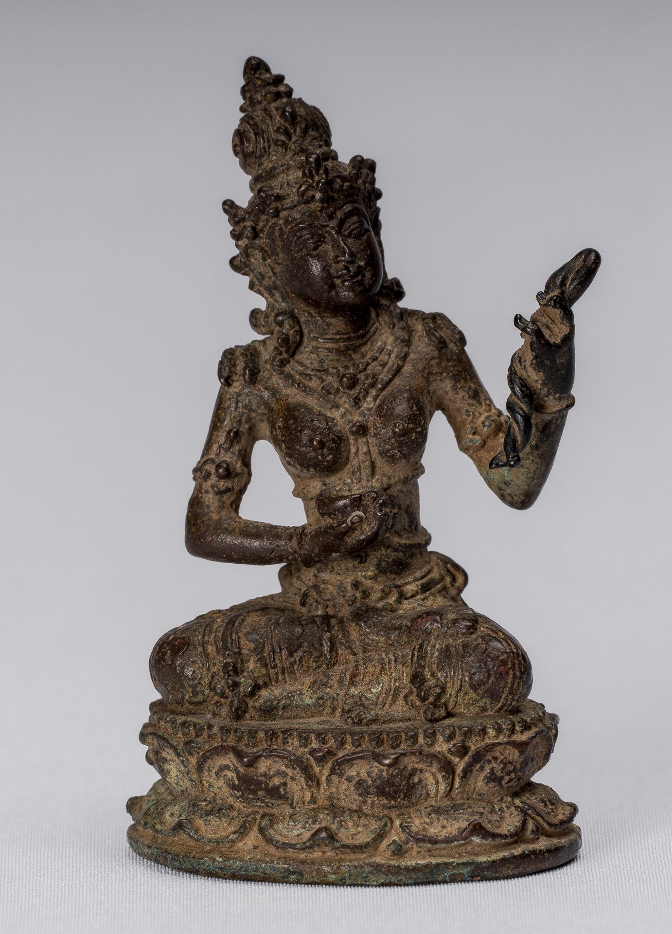 Statue de Tara – Statue de Devi Tara en bronze indonésien de style Java antique – 8 cm/3"