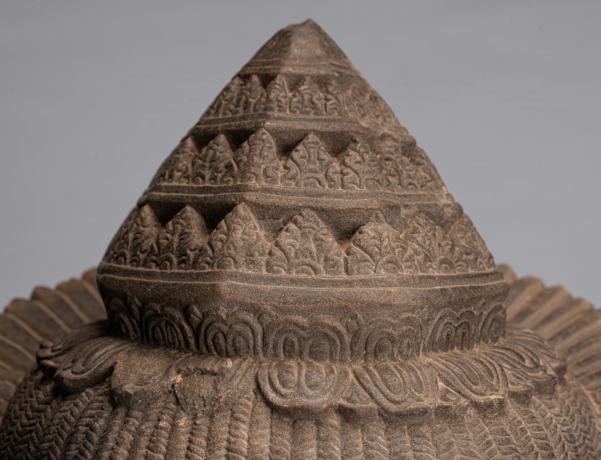 Vishnu Statue - Antique Banteay Srei Style Stone Mounted Khmer Vishnu Head - 57cm / 23"