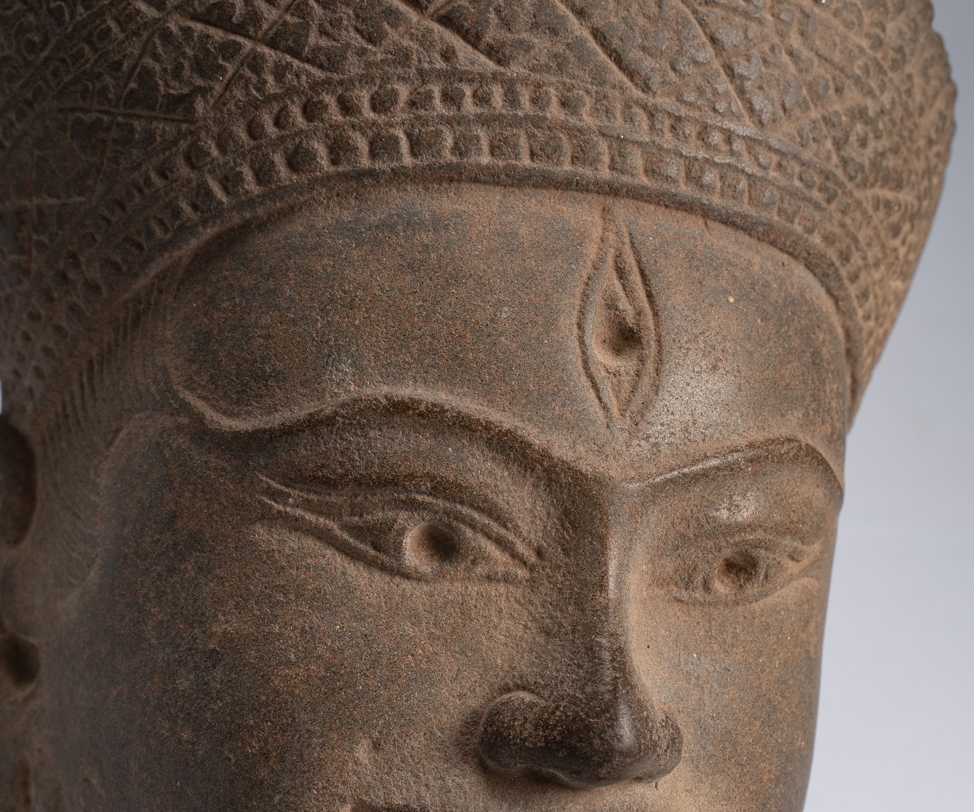 Buddha Statue - Antique Angkor Wat Style Stone Mounted Khmer Buddha Head - 39cm / 16"