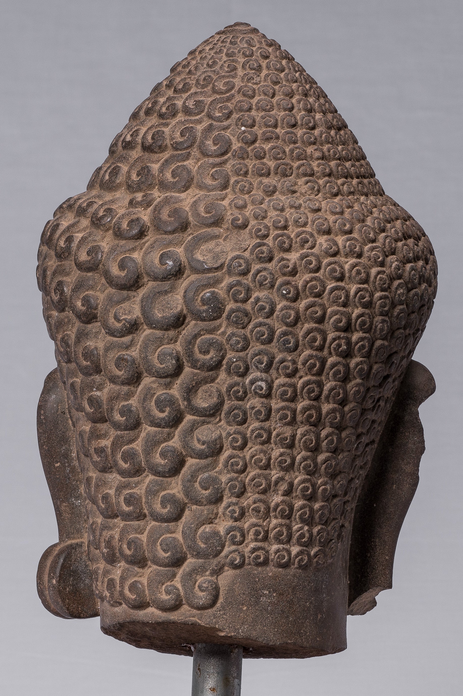 Shiva-Statue – antiker Khmer-Stil, brauner Stein, Yaksha und Yakshaswaroop Shiva-Kopf, 47 cm.