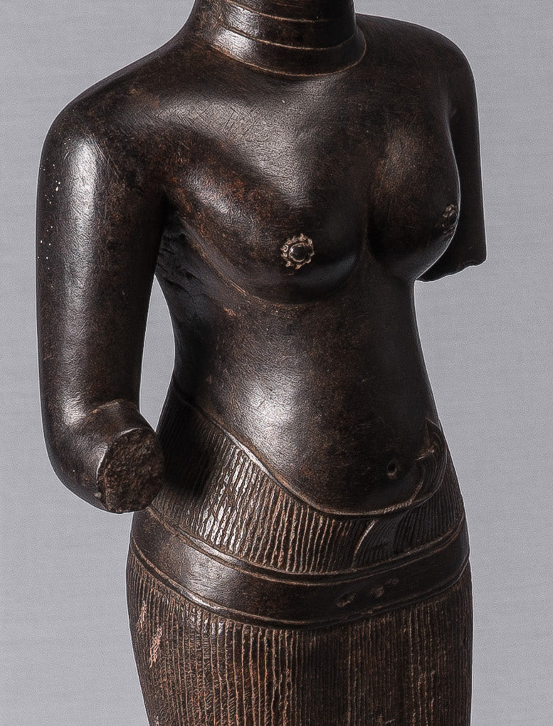 Estatua de Lakshmi - Stone de estilo Baphuon antiguo Lakshmi / Devi consorte de Vishnu Torso - 78 cm / 31 "