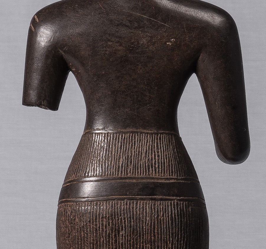 Estatua de Lakshmi - Stone de estilo Baphuon antiguo Lakshmi / Devi consorte de Vishnu Torso - 78 cm / 31 "