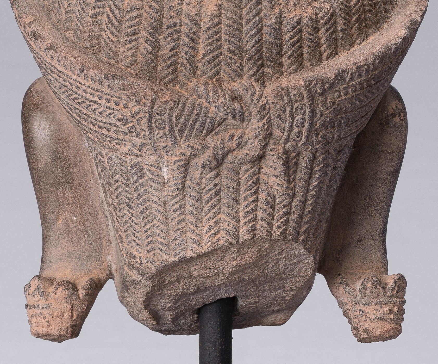 Statue de Shiva – Tête de statue de Shiva en pierre khmère antique de style Banteay Srei – Destructeur – 31 cm/12"