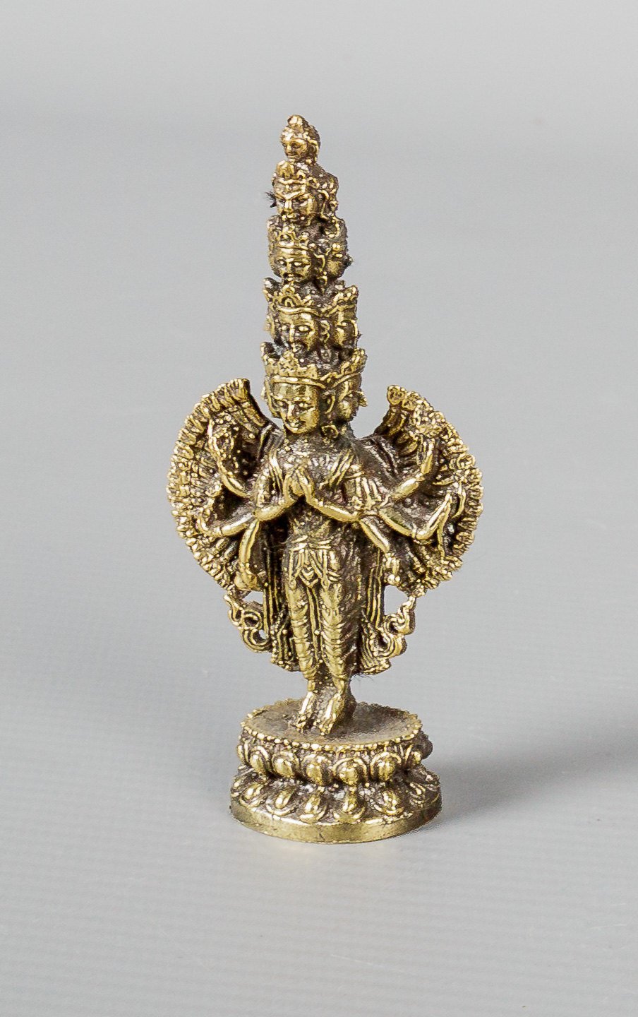 Thaïlande Statue Sahasrabhuja Avalokitesvara en laiton - 8,5 cm (3") de haut