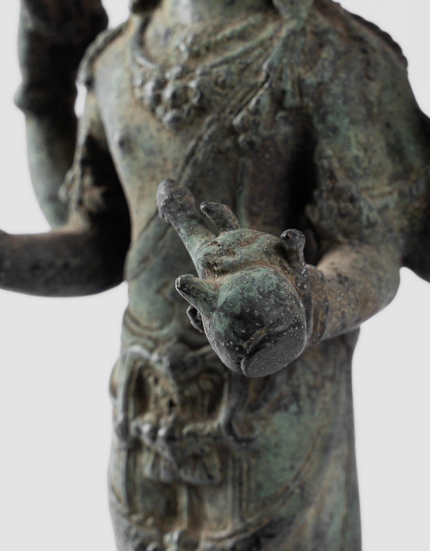 Vishnu statue - majapatit bronze Vishnu statue dans l'ancien style javanais - 31 cm