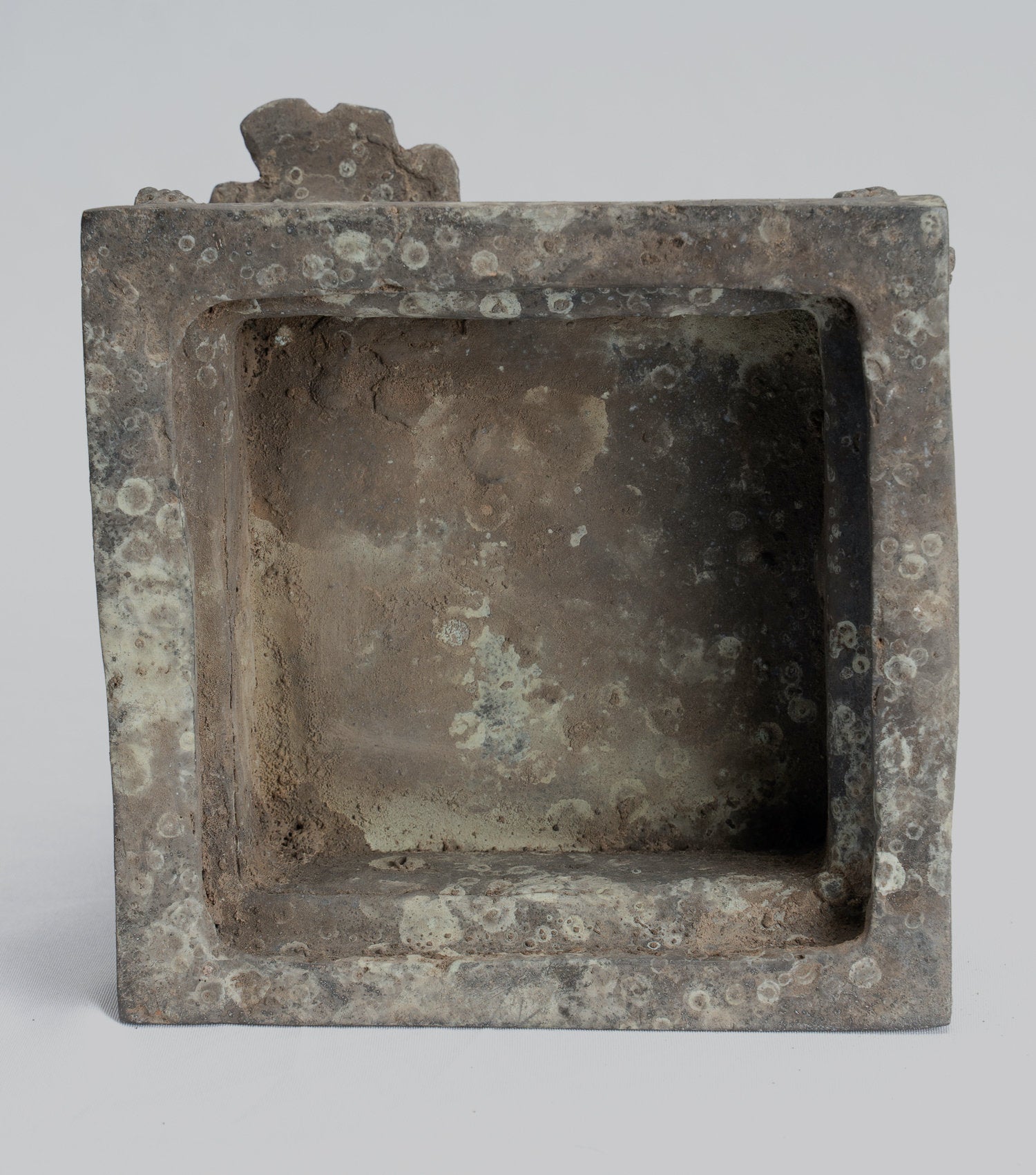 Estatua de Buda - Antiguo estilo indonesio de bronce sentado Javanese Buddha - 29 cm/12 "