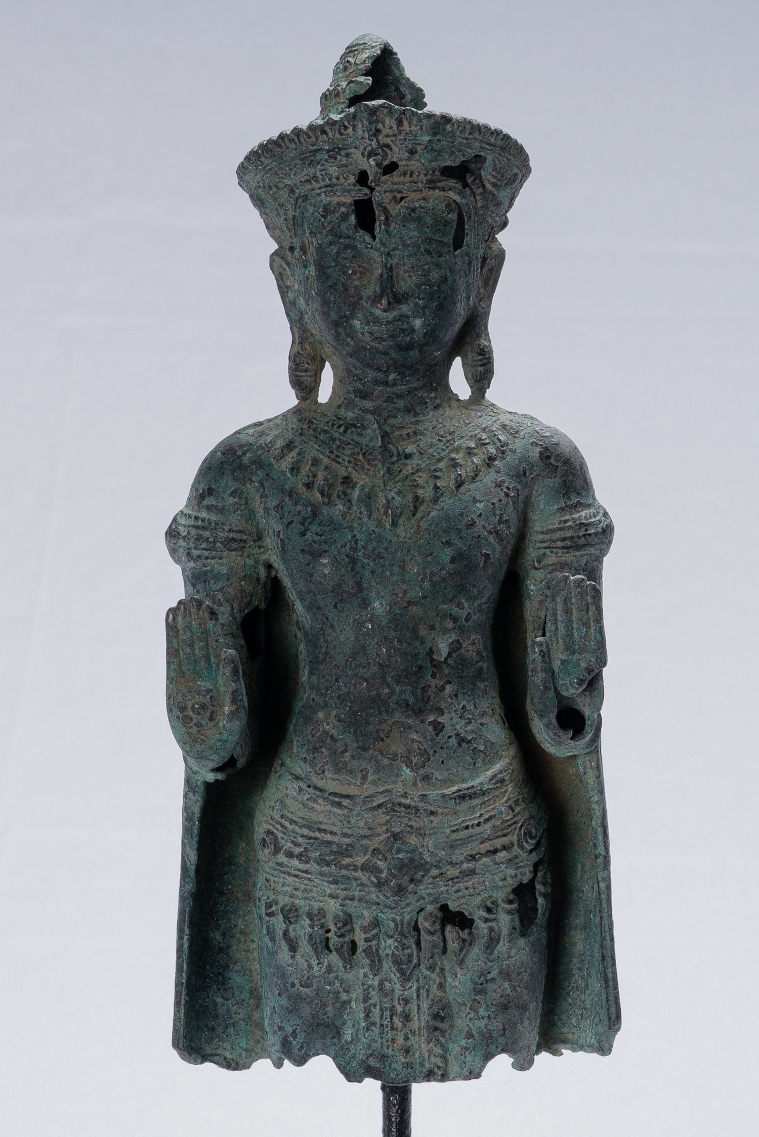 Buddha-Statue – Antiker Khmer-Stil, Bronze, stehend, Abhaya-Schutz, Buddha-Statue – 32 cm