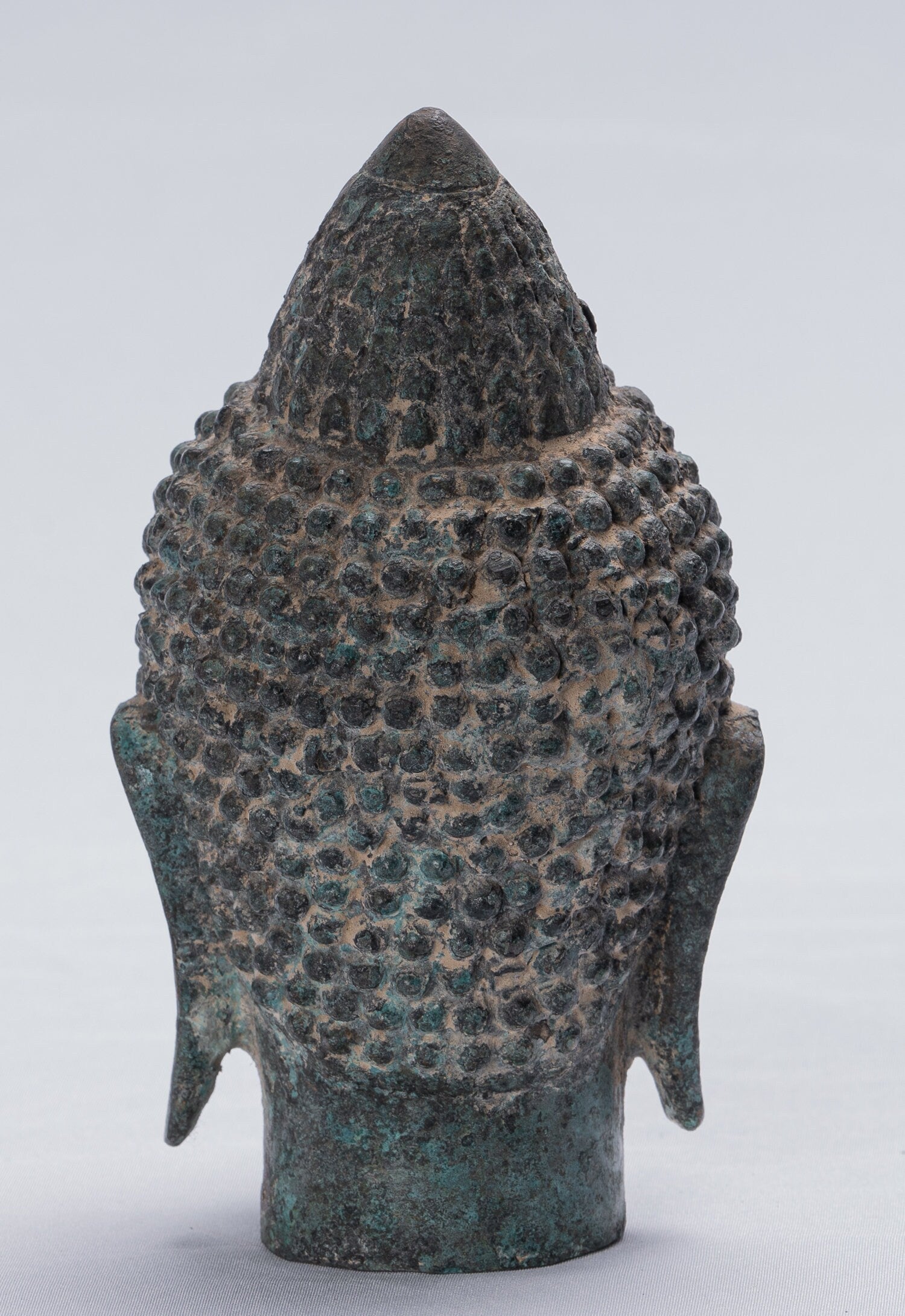 Buddha-Statue – freistehender Bronze-Buddha-Kopf im antiken Khmer-Stil – 14 cm.