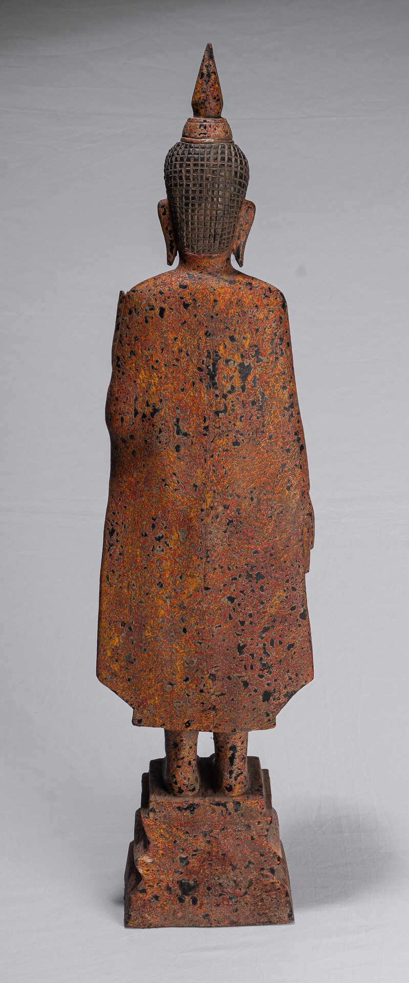 Buddha-Statue – Holz im antiken Khmer-Stil, stehend, schützend, Montag-Buddha-Statue – 76 cm/30 Zoll