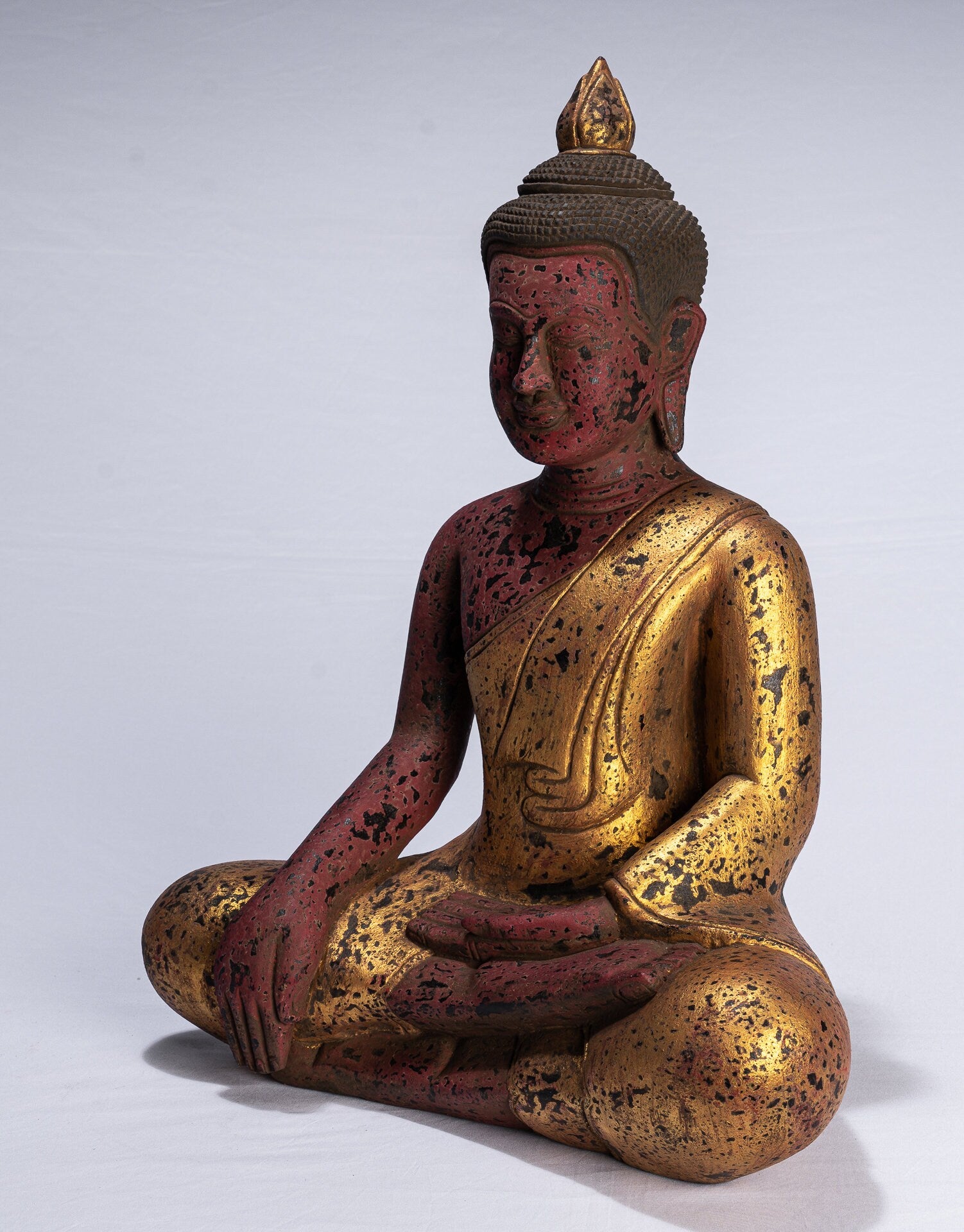 Buddha-Statue - Antiker Khmer-Stil Südostasien, sitzende Erleuchtungs-Buddha-Statue aus Holz - 52 cm